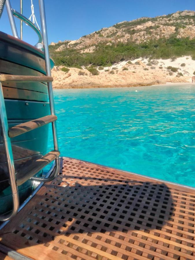 Hotel Night On Board à La Maddalena  Extérieur photo